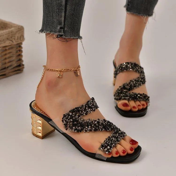 GR | Sandals with heels and sequins 