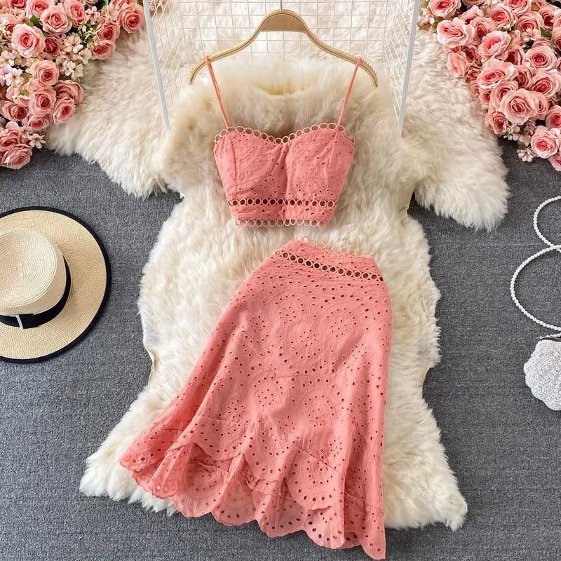GR | Top and skirt with ruffles