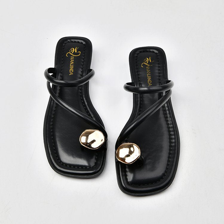 Women's elegant and fashionable strappy sandals with unique metal accents, size GR