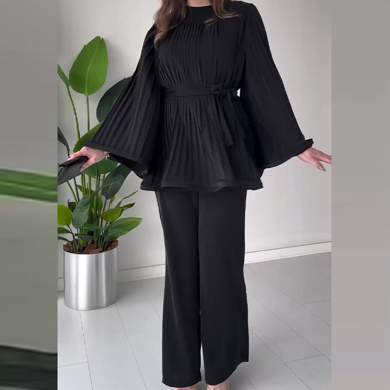 GR Swing suit with round neck and batwing sleeves