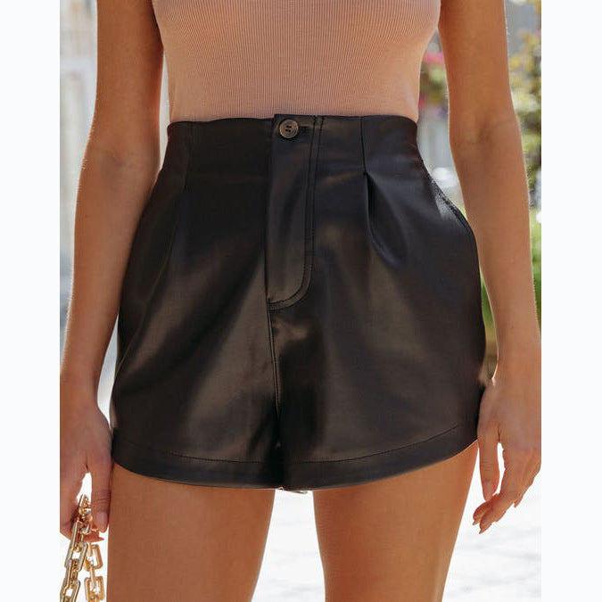 Damen High-Waist Shorts aus weichem Kunstleder mit Bundfalten GR