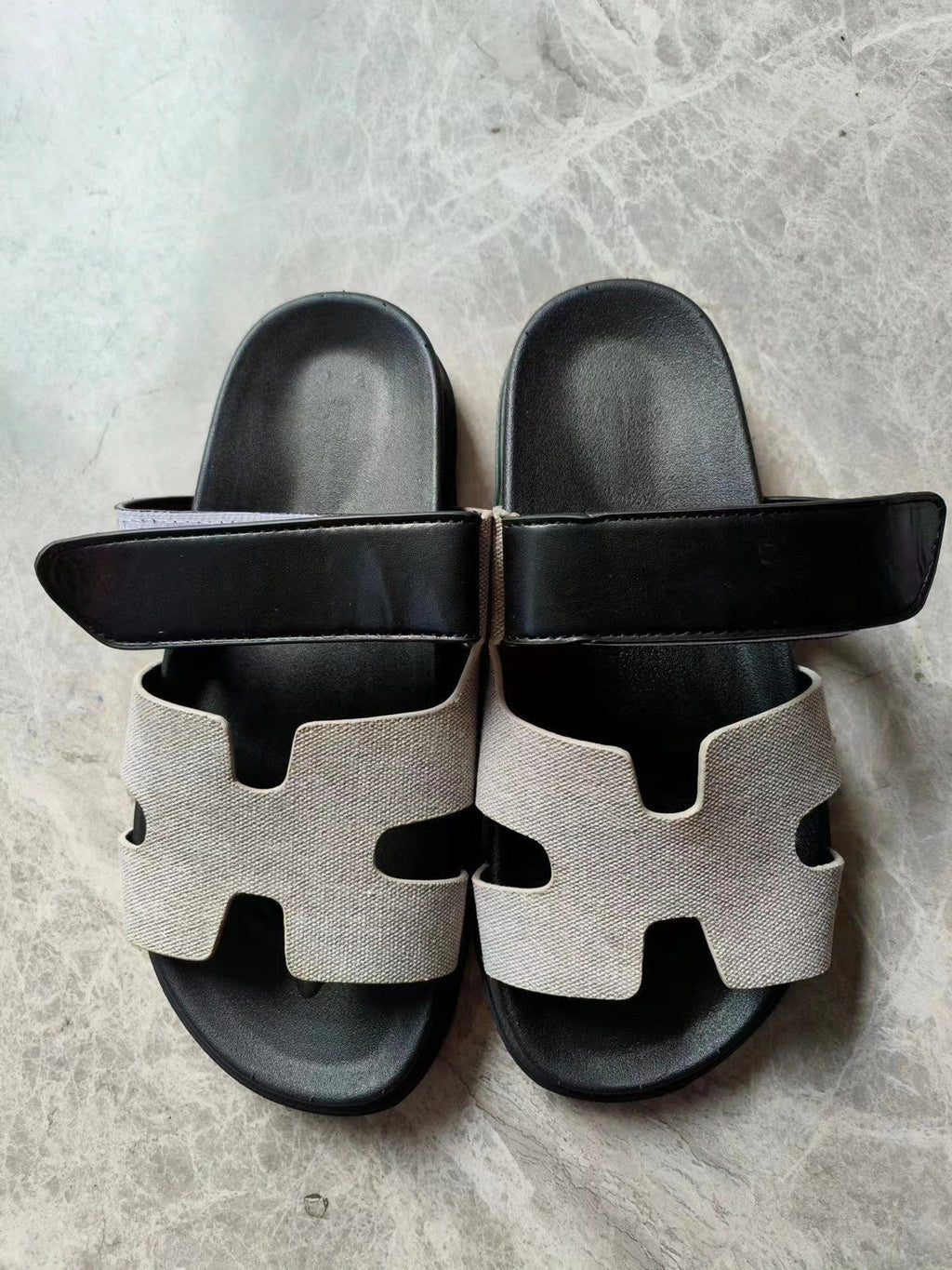 GR | Super soft and stylish slip-on sandals for women