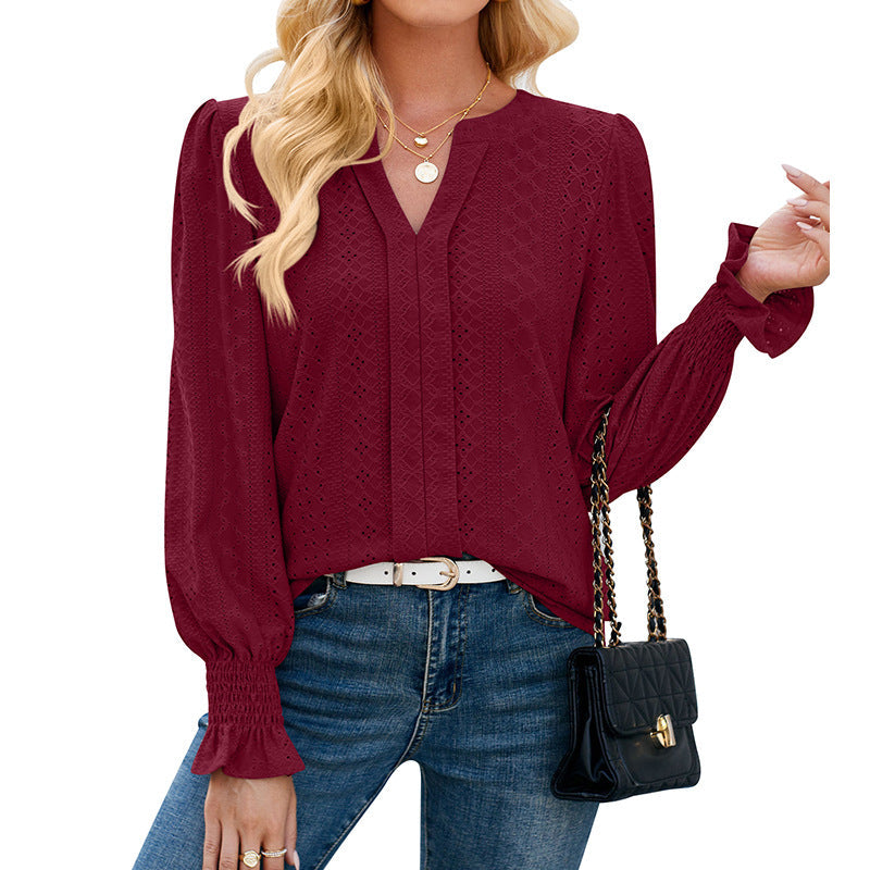 Women's blouse with elegant openwork pattern and casual cut, size [size missing]