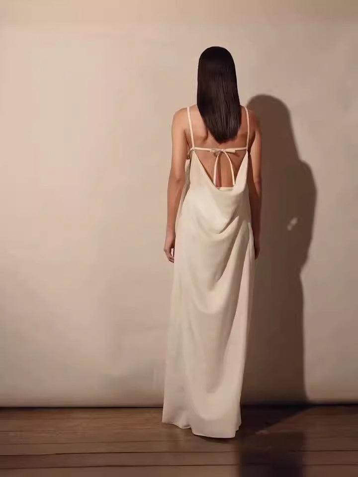 GR | Maxi dress with V-neck and high floral slit