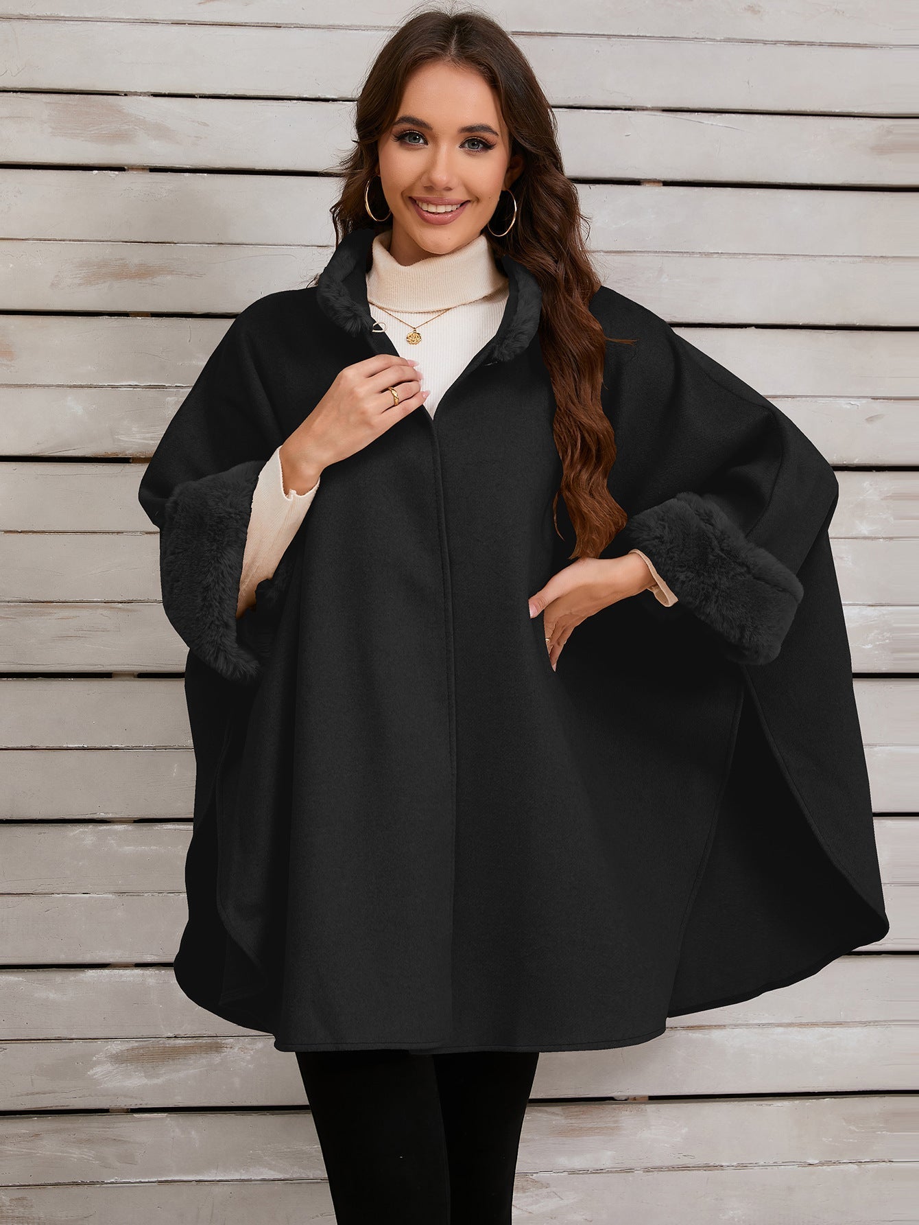 Women's Oversized Hugging Poncho with Cozy Lining, Size