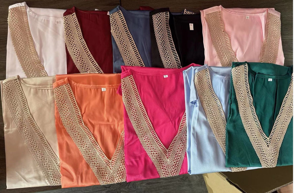Damen Bluse mit tiefem V-Ausschnitt und Häkelakzenten GR
