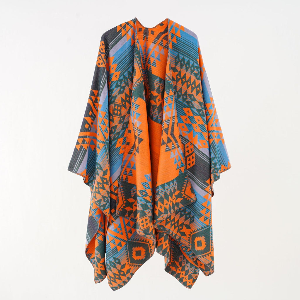 Women's geometric throw poncho with warm material and trendy pattern, size S