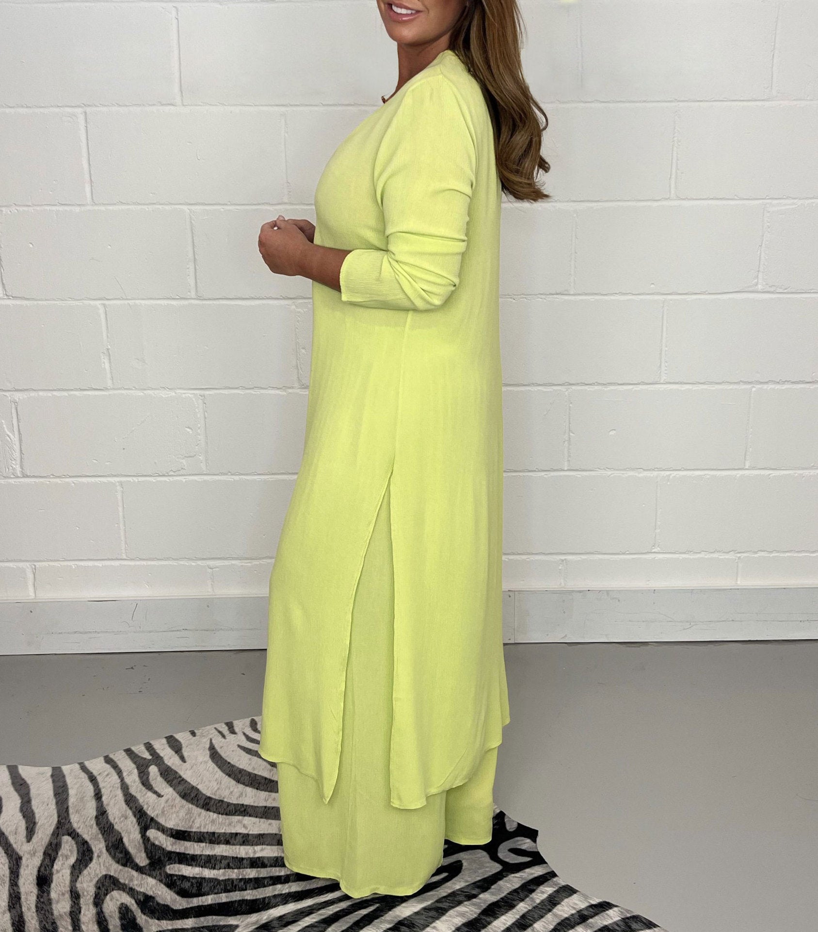 GR | Casual two-piece set with V-neck
