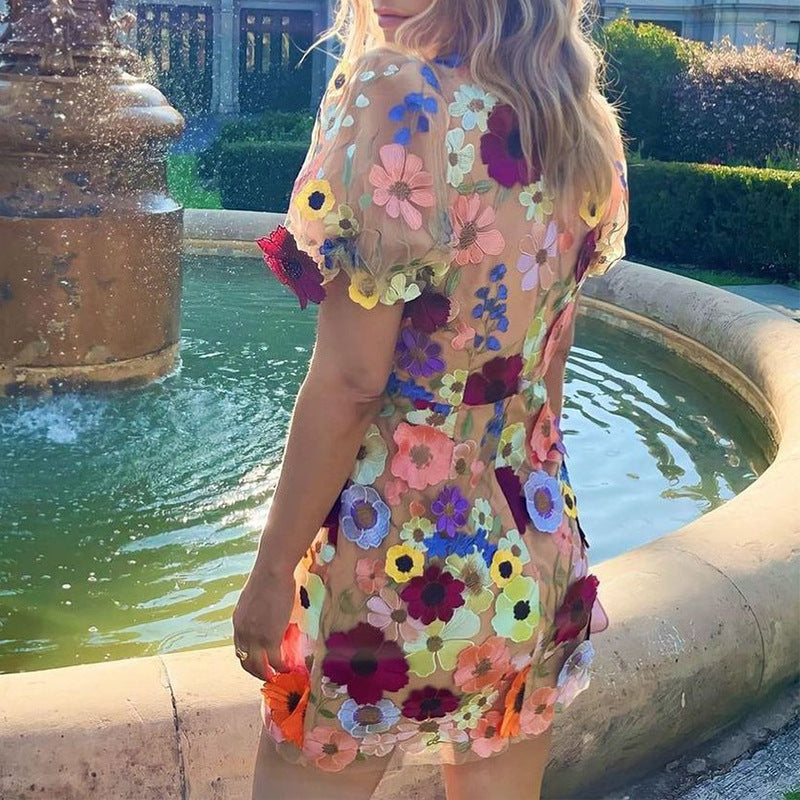 GR | 3D-Blumen-Bodycon-Laternenärmel-besticktes Kleid