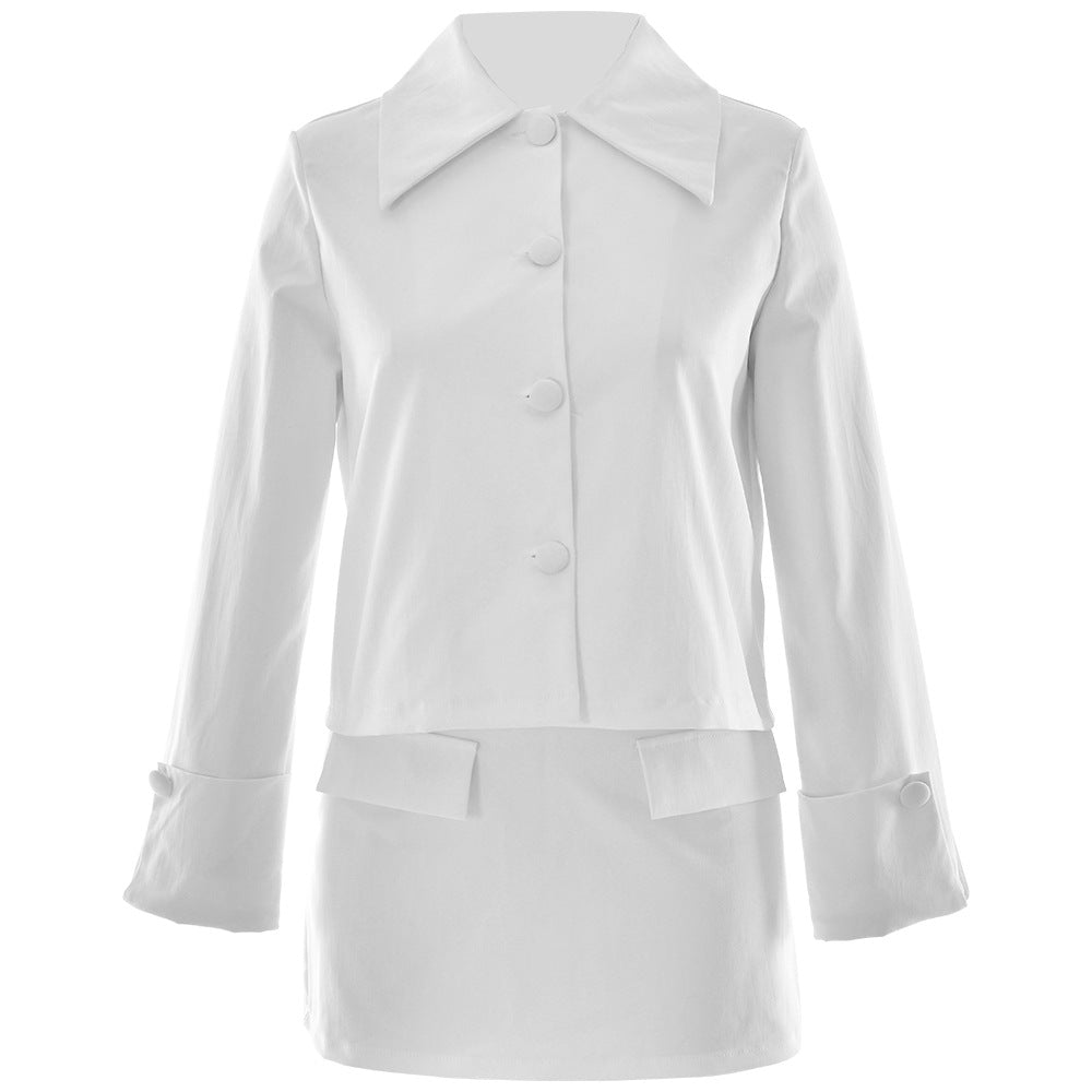 Women's elegant short jacket with oversized collar and stylish button details, size