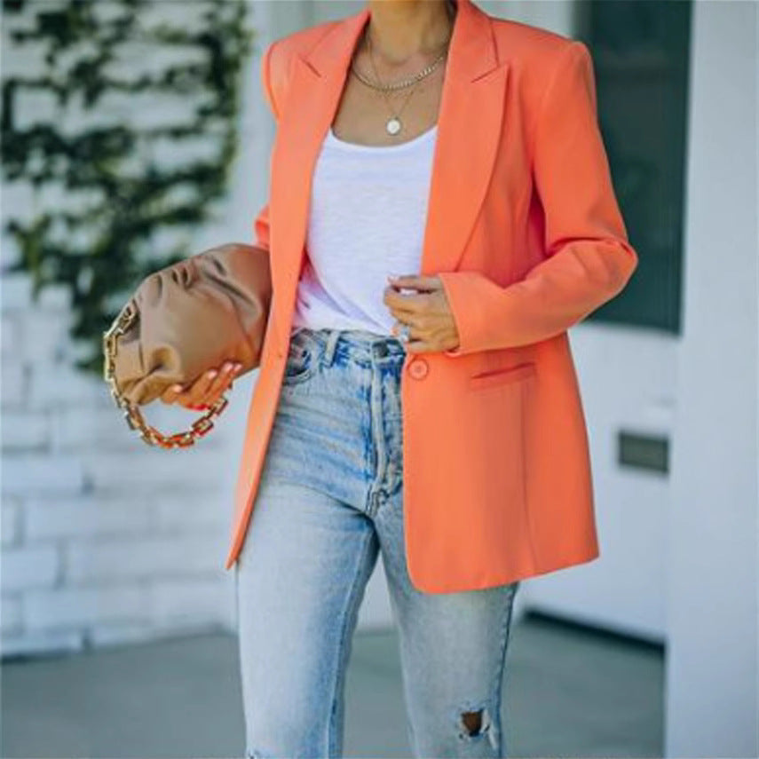 Women's elegant oversized blazer with a structured cut and casual details, size S