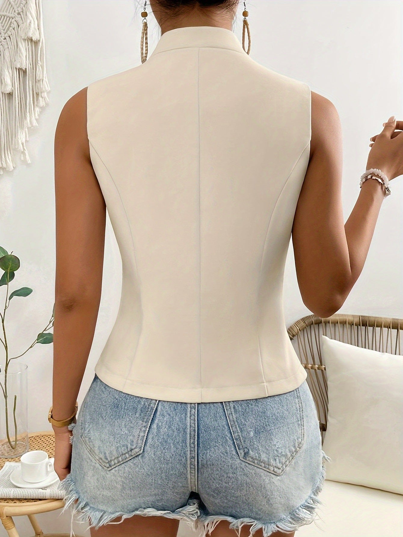 GR | Sleeveless Blazer Top with Buttons for Women