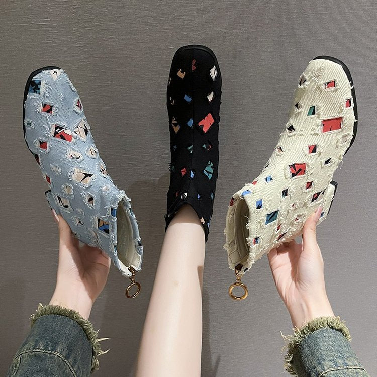 Women's fashionable ankle boots with a creative geometric print and elegant zipper, size S