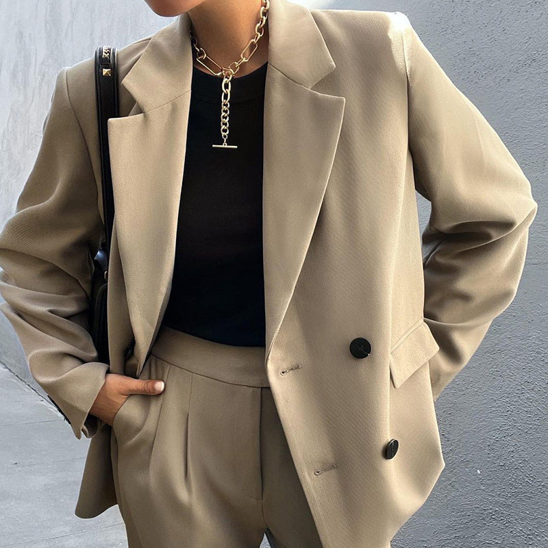 Women's suit jacket and trousers in an elegant oversized style, size GR