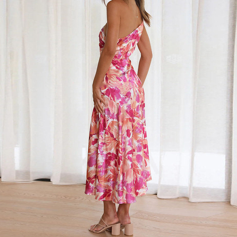 One-shoulder women's dress