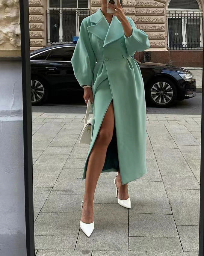 Women's Maximum Oversized Coat with Shoulder-to-Shoulder Top and Double-Brown Front, Size