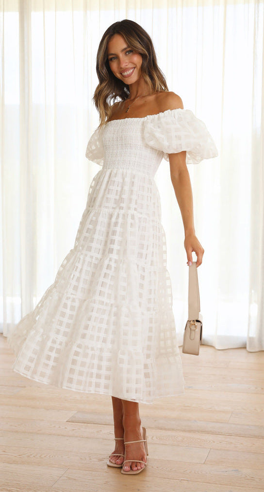 GR | Women's dress with a single neck, lantern sleeves, layered seams