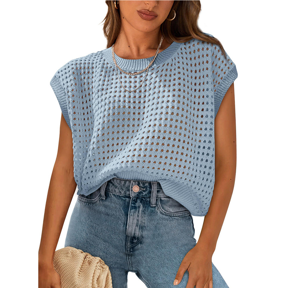 Women's casual knit top with airy mesh structure, size