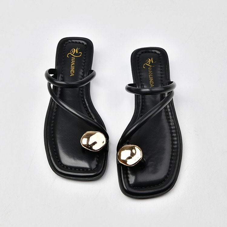 Women's elegant and fashionable strappy sandals with unique metal accents, size GR