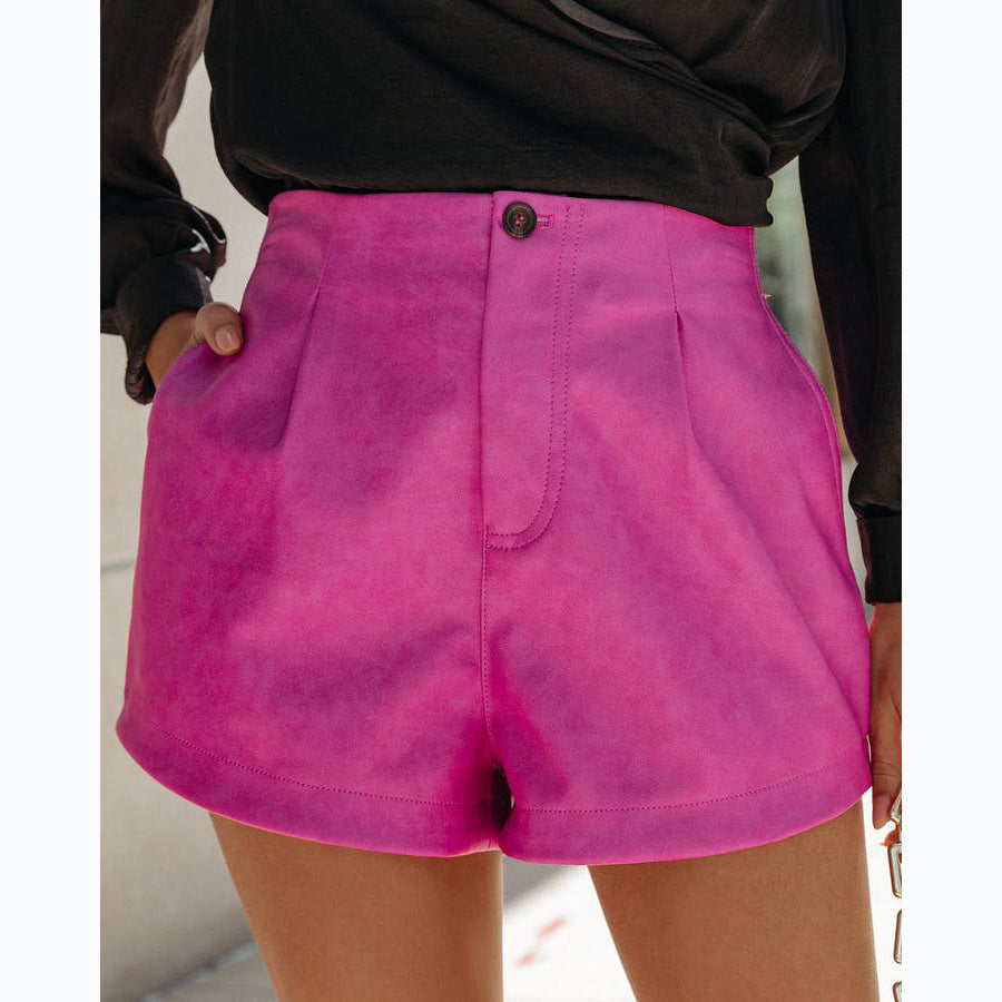 Damen High-Waist Shorts aus weichem Kunstleder mit Bundfalten GR