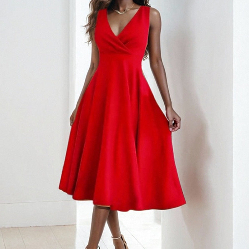 Women's elegant and airy dress with V-neck, size