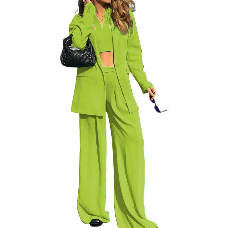 Women's fashion set with wide blazer and cropped top, size