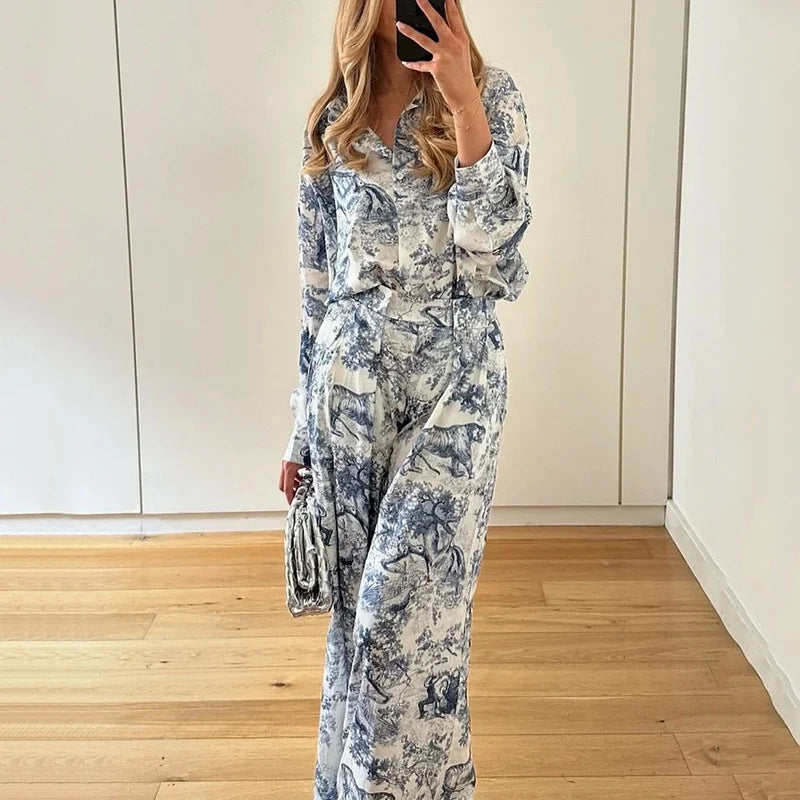 Women's jumpsuit with floral patterns and elegant fit, size