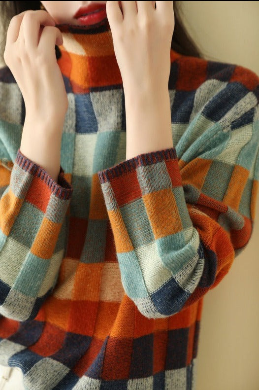 GR - Elegant printed roll-neck sweater