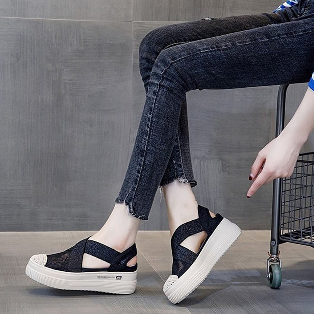 GR | Casual sandals made of breathable mesh
