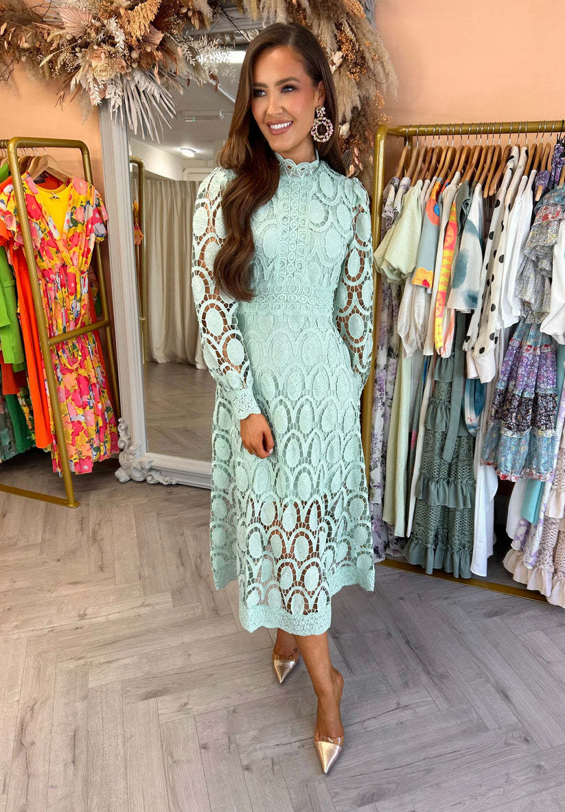 GR | Lace Puff Sleeve Fitted Dress 