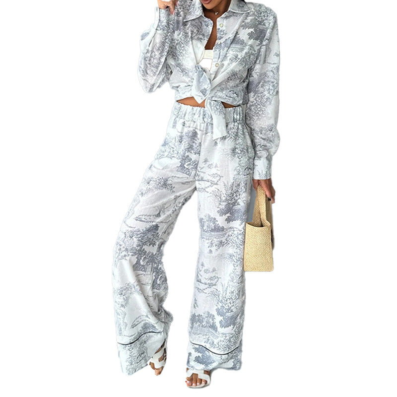 Women's elegant and comfortable pajama set with a unique floral design, size S