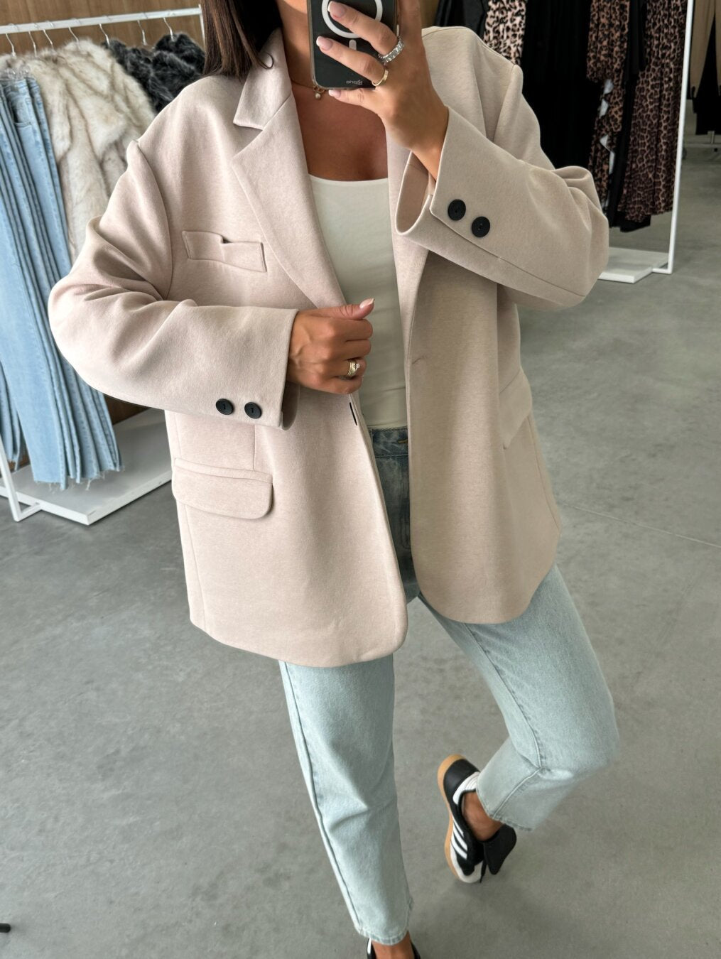 Women's oversized blazer with a classic cut