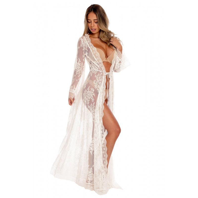Women's lace kimono with enchanting floral appliqués and elegant half-length sleeves, size [size missing]