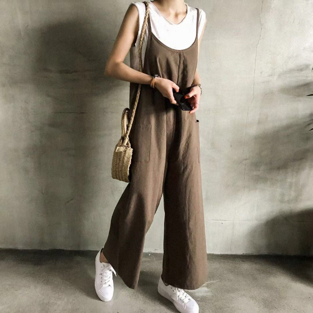Women's casual-style dungarees with adjustable straps and great comfort, size [size missing]