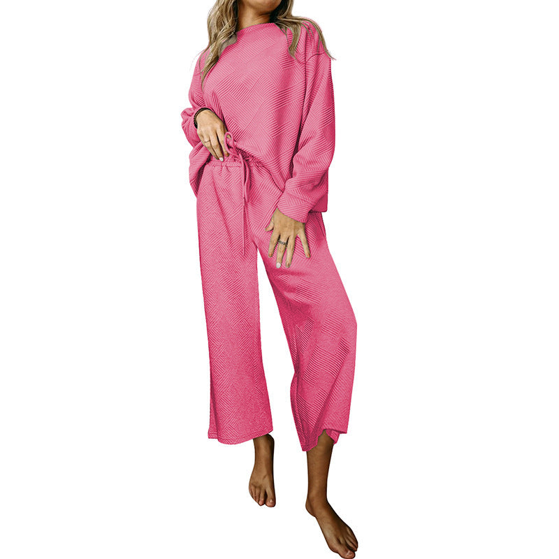 Women's comfortable lounge set with textured pattern, size
