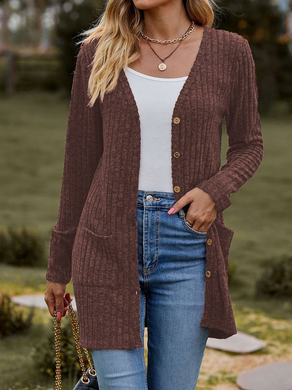 Women's cardigan with elegant rib pattern and practical pockets, size