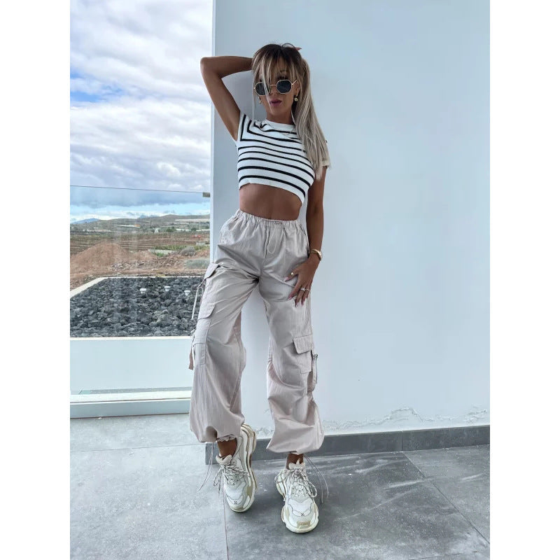 Women's cargo trousers in a relaxed fit with practical pockets, size GR