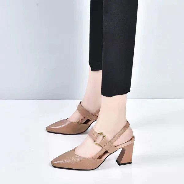 Formal sandal with heel 