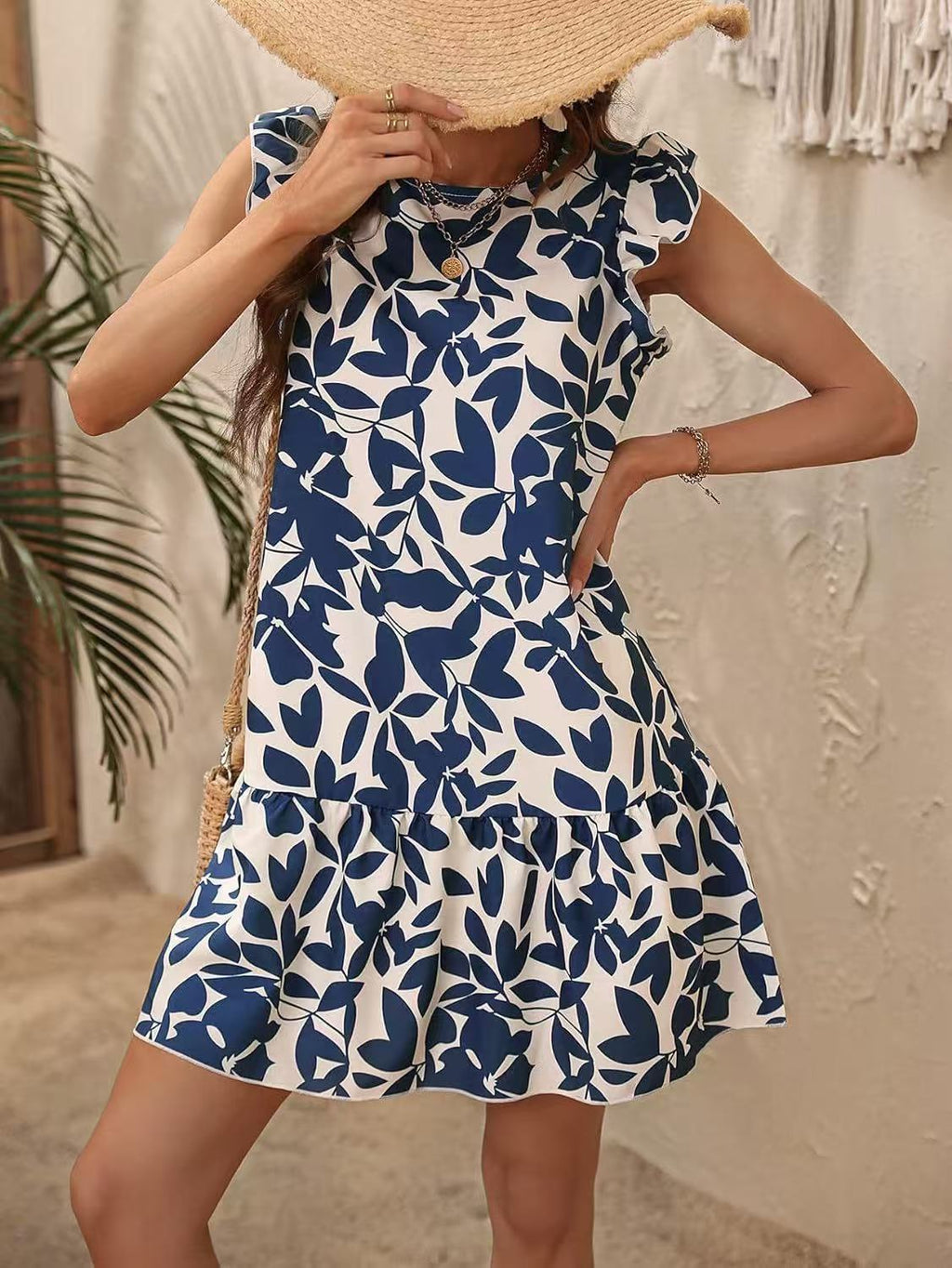 Women's summer dress with ruffle details and floral pattern, size