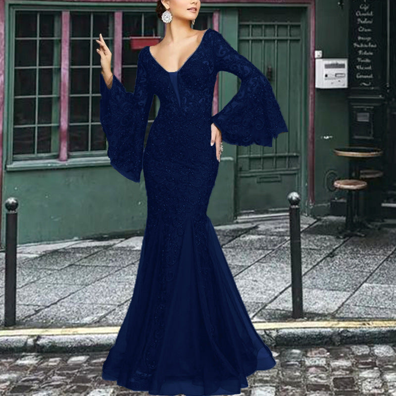 GR | Spitzenbesticktes schwarzes Meerjungfrau Kleid Slim für den Abend