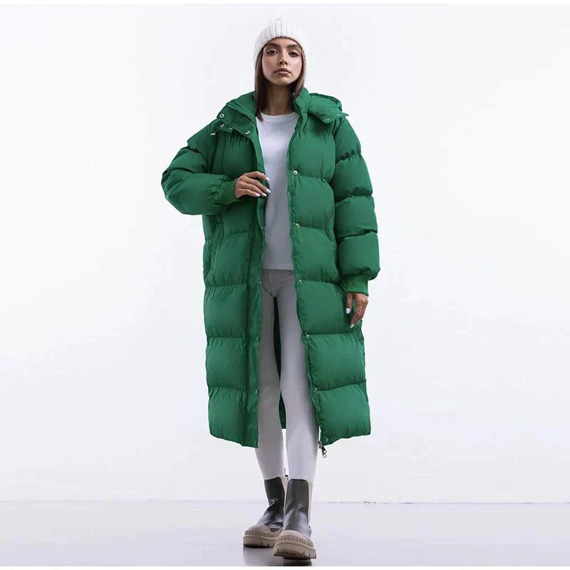 GR | Pleated coat with hood - Stylish winter clothing