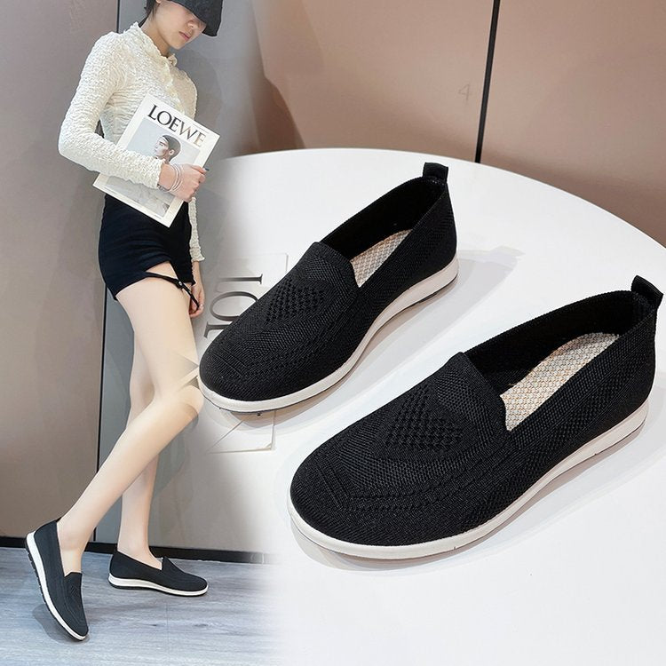 Women's comfortable slip-on sneakers with breathable knit upper, size S