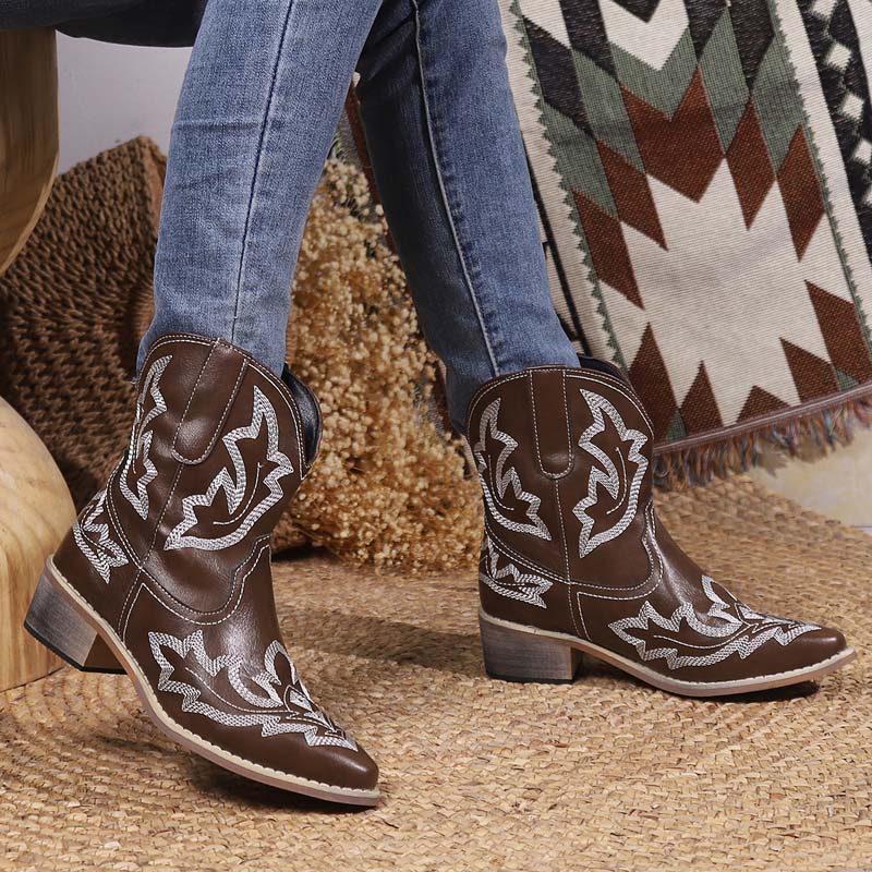 GR | Vintage Embroidered Boots