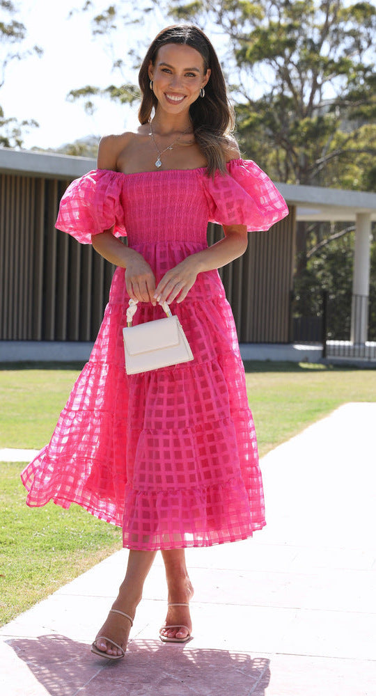 GR | Women's dress with a single neck, lantern sleeves, layered seams
