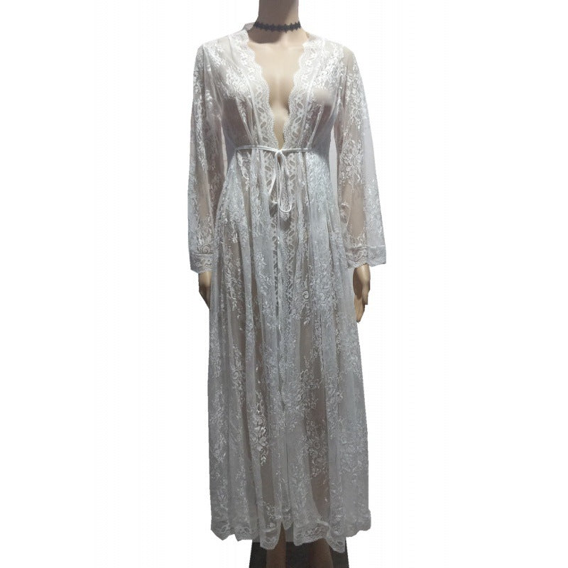 Women's lace kimono with enchanting floral appliqués and elegant half-length sleeves, size [size missing]