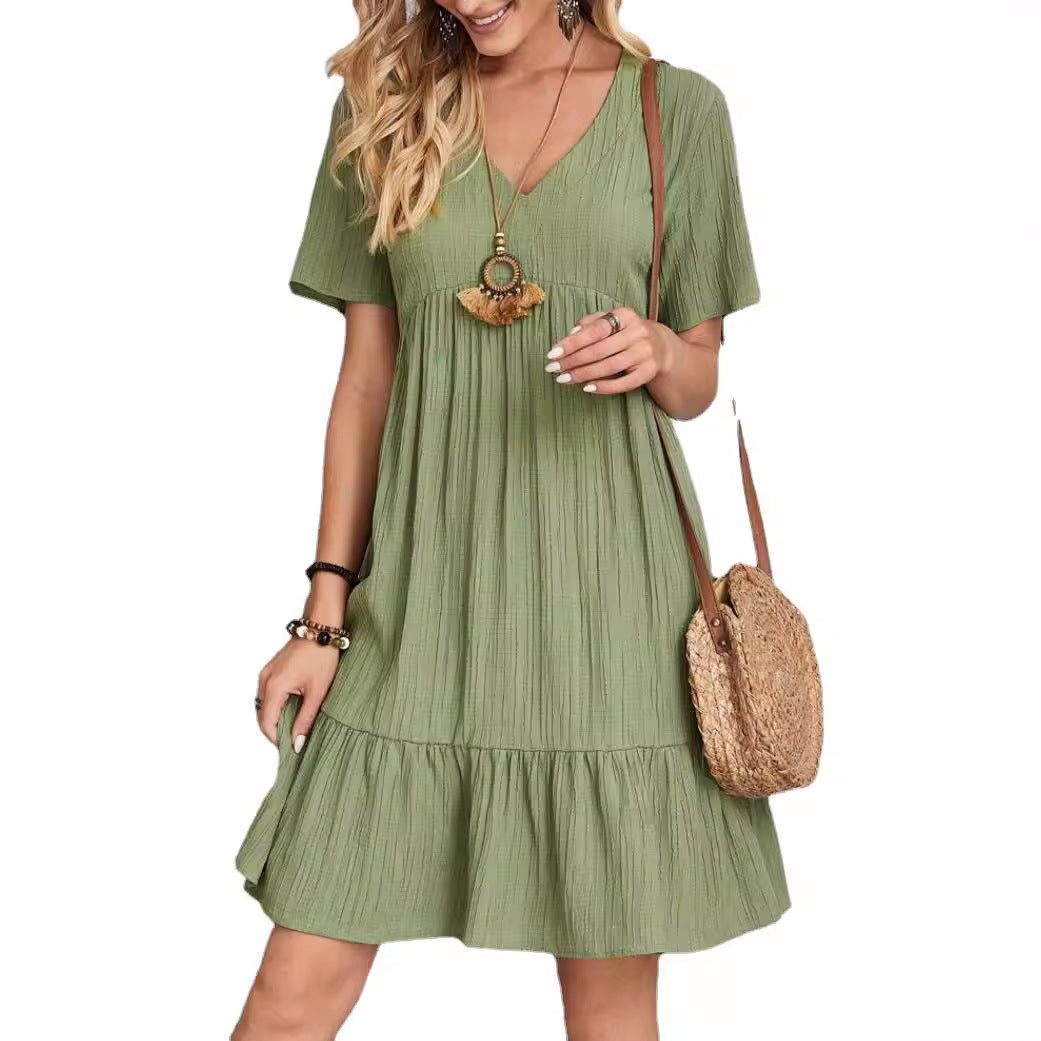Women's casual dress with voluminous hem and V-neck, size