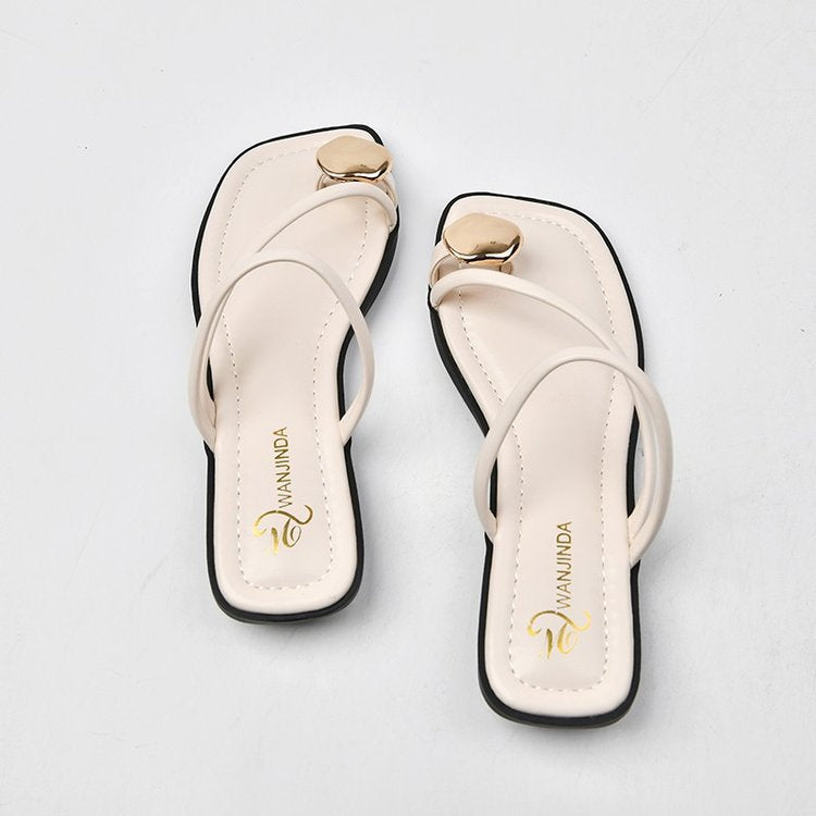 Women's elegant and fashionable strappy sandals with unique metal accents, size GR