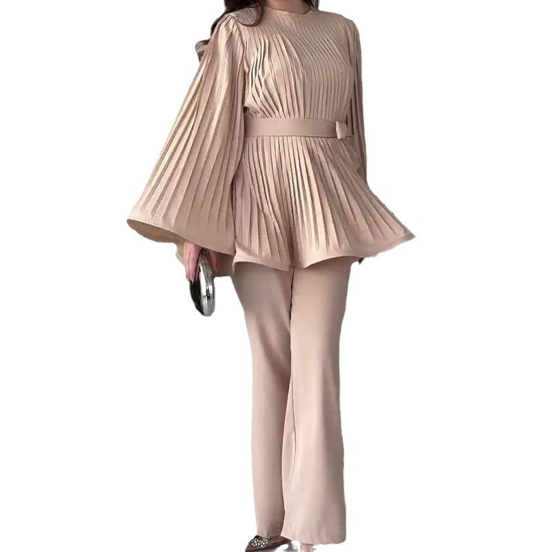 GR Swing suit with round neck and batwing sleeves