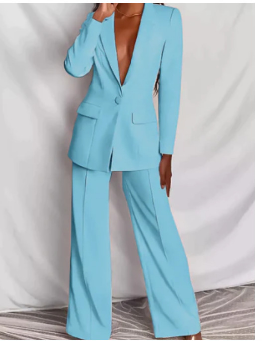 GR | Elegant women's ensemble