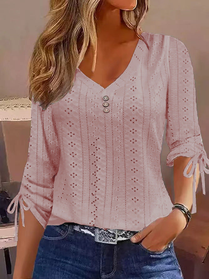 Damen Blusenshirt mit raffiniertem Lochmuster und Knopfdetails GR